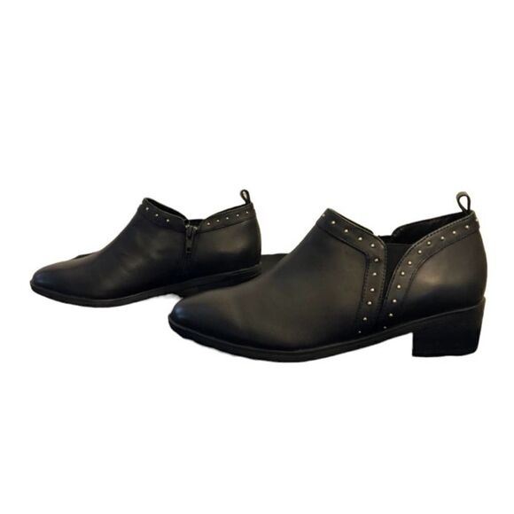 NEW BELLA VITA Lorraine Black Leather Stud Detail Ankle Boots Booties - 10 - Picture 2 of 10